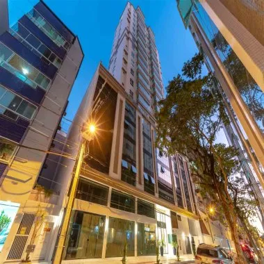 ✨ ALUGUEL ANUAL – APARTAMENTO DE ALTO PADRÃO | CENTRO • BALNEÁRIO CAMBORIÚ/SC ✨ ALUGUEL ANUAL – APARTAMENTO DE ALTO PADRÃO | CENTRO • BALNEÁRIO CAMBORIÚ/SC