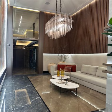 ALUGA-SE ANUAL APARTAMENTO ALTO PADRÃO EM BALNEÁRIO CAMBORIÚ/SC