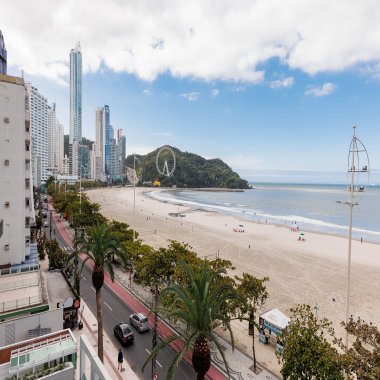 🌊 ALUGA-SE ANUAL – APARTAMENTO FRENTE MAR EM BALNEÁRIO CAMBORIÚ/SC 🏙️ 🌊 ALUGA-SE ANUAL – APARTAMENTO FRENTE MAR EM BALNEÁRIO CAMBORIÚ/SC 🏙️